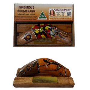 Boxed 6 Inch Detailed Animal Boomerang with Stand