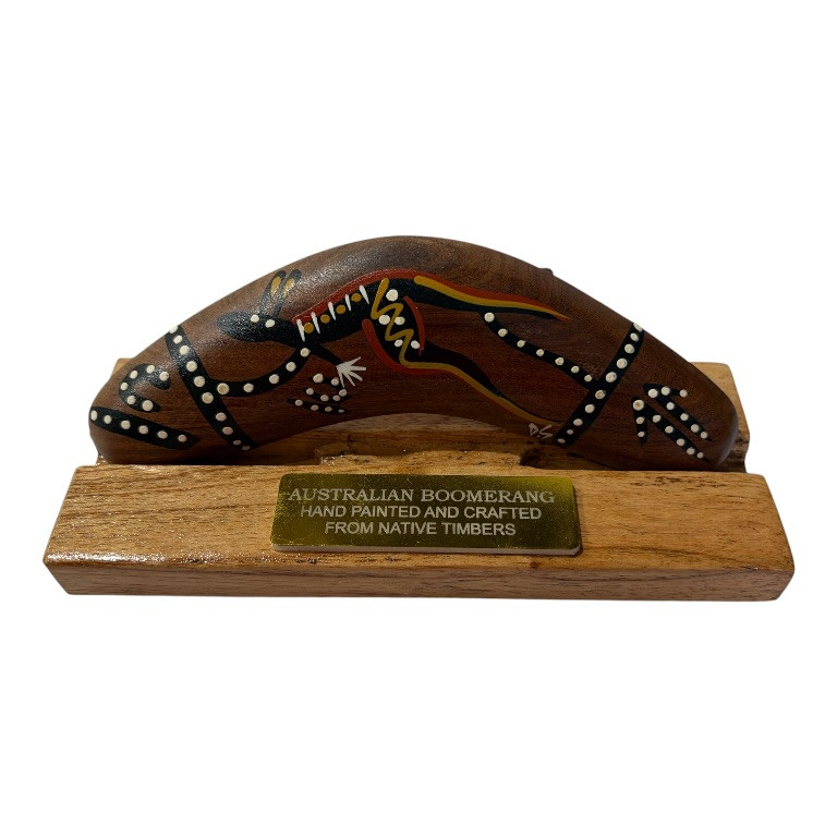 Boxed 6 Inch Animal and Weapons Traditional Boomerang with Stand 5 Boxed 6 Inch Animal and Weapons Traditional Boomerang with Stand - Image 3