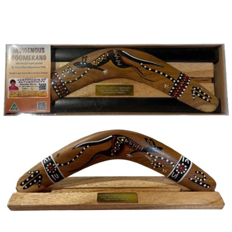 Boxed 14 Inch Animal and Weapons Traditional Boomerang with Stand 1 BXBOAW14 GROUP BIGGER