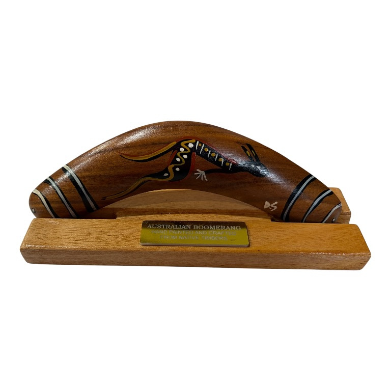 Boxed 8 Inch Traditional Boomerang with Stand 5 Boxed 8 Inch Traditional Boomerang with Stand - Image 3