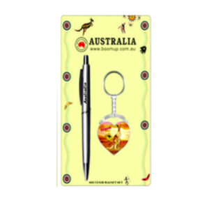 Boxed Pen and Keyring Set Heart/Roo