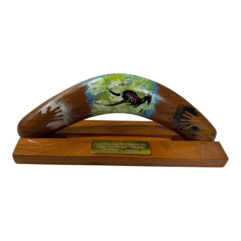 Boxed 10 Inch Arthur Conlon Boomerang with Stand 6 Boxed 10 Inch Arthur Conlon Boomerang with Stand - Image 4