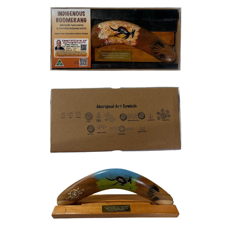 Boxed 10 Inch Arthur Conlon Boomerang with Stand 9 Boxed 10 Inch Arthur Conlon Boomerang with Stand - Image 7